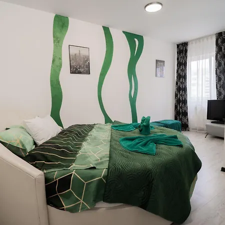 Cozy Close To Old Town Апартаменти *