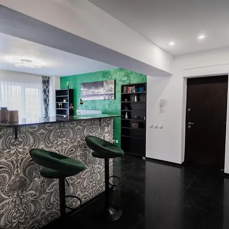 Cozy Close To Old Town * Bucharest