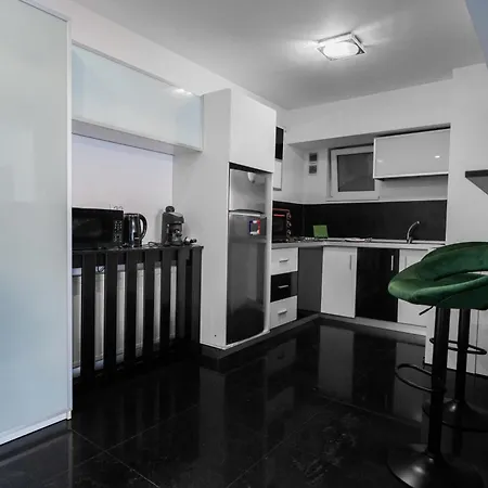 Cozy Close To Old Town *